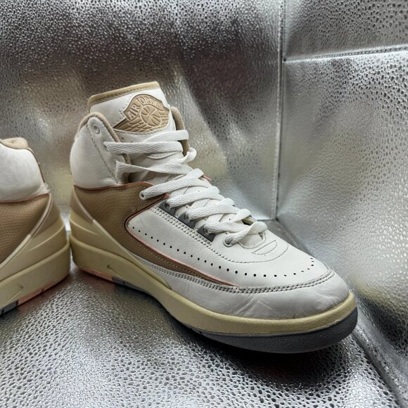 Size 9 Nike Air Jordan 2 Womens Retro Sail Desert Sunset Sneaker DX4400-118 - Picture 5 of 10